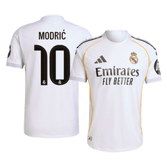Authentisches MODRIĆ #10 Real Madrid Heimtrikot 2025/26 Weiß