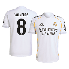 Authentisches VALVERDE #8 Real Madrid Heimtrikot 2025/26 Weiß