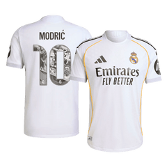 Authentisches MODRIĆ Spezial #10 Real Madrid Heimtrikot 2025/26 Weiß