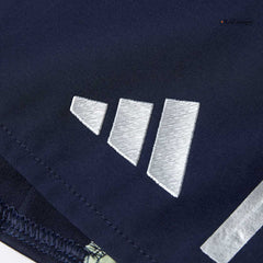 Authentisches Real Madrid Auswärtsset (Trikot + Shorts) 2025/26 – Marineblau